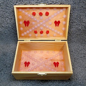 šperkovnice s pryskyřicí růžičkami mašličkami